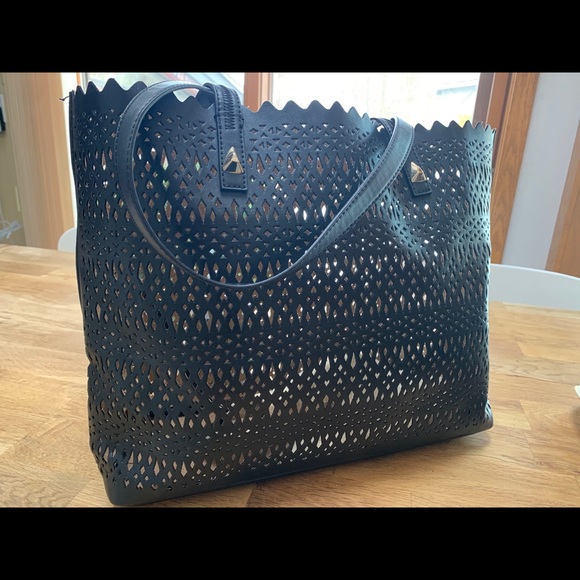 Never used Stella and Dot Black Avalon Tote - Picture 4 of 6